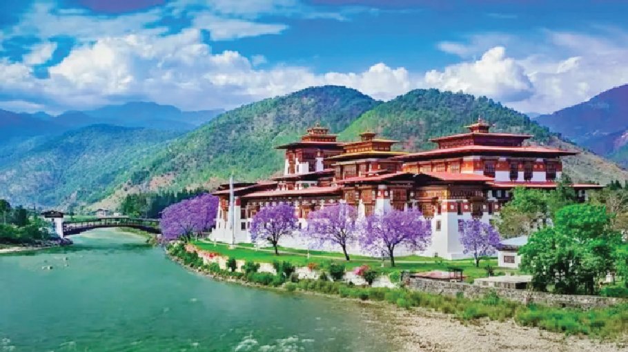 Bhutan cuts Sustainable Development Fee for  Bangladeshi tourists