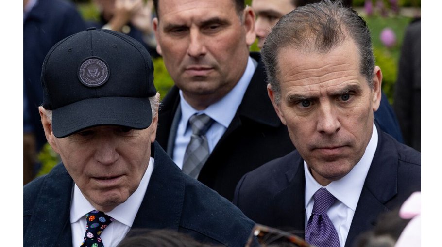 Biden walks a tightrope as son’s gun trial begins
