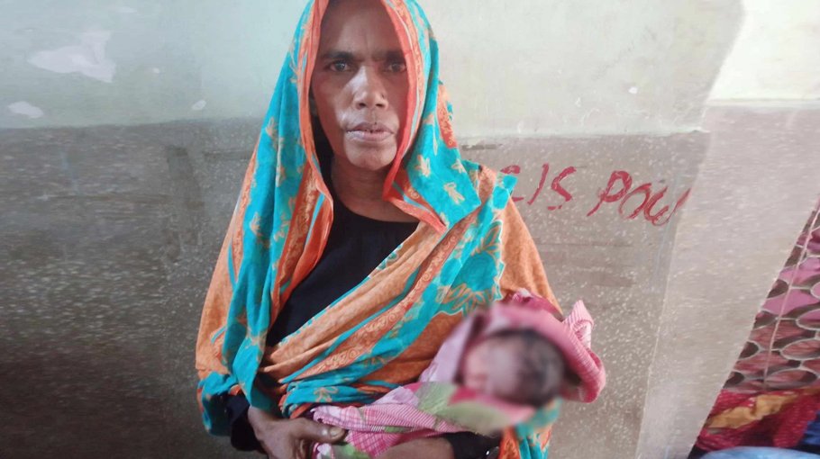 One of twin  newborns stolen from DMCH