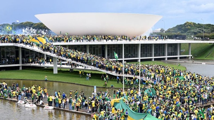 Brazil to ask Argentina to extradite alleged rioters