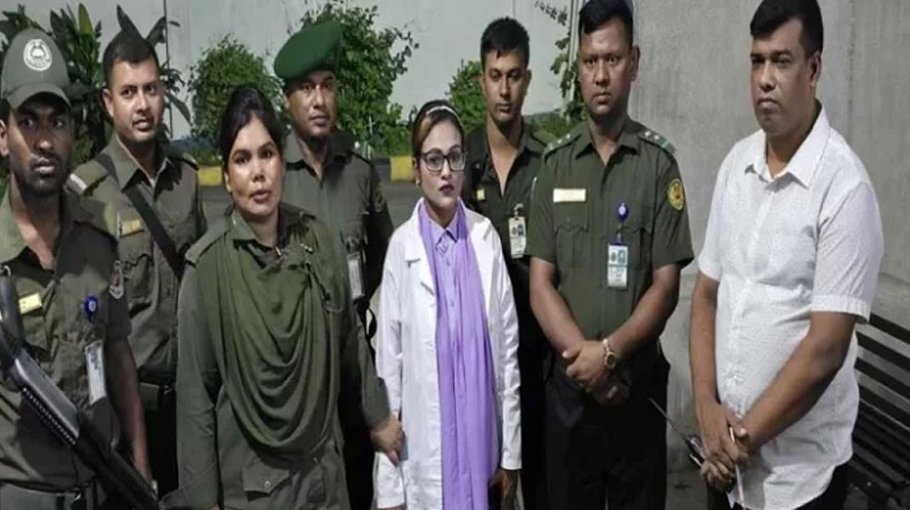 Fake doctor held at DMCH