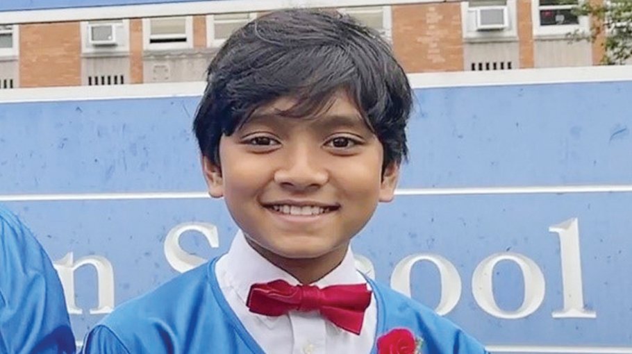 12-year-old boy graduates from   US high school