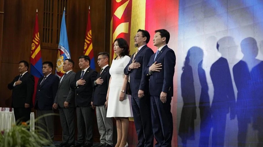 Mongolia may return to coalition govt
