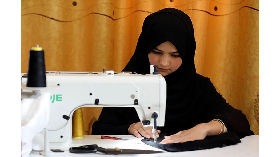 An Afghan woman wanted to be a doctor, now makes pickles