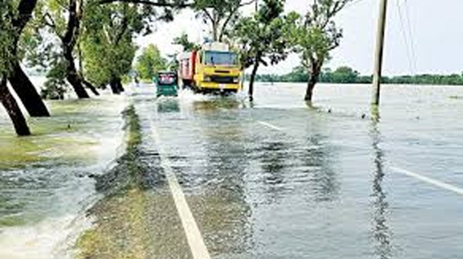People’s sufferings linger as floodwater receding slowly