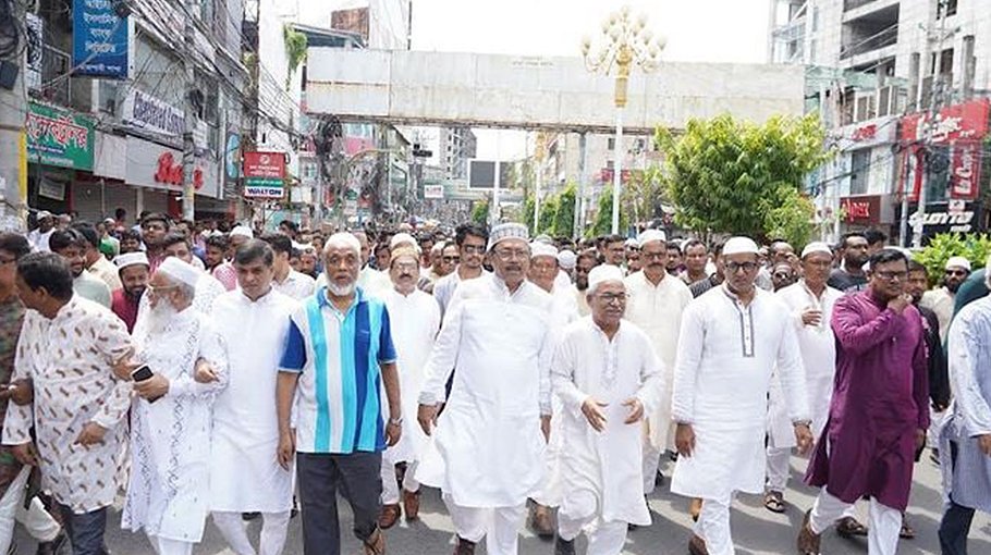 People protect Rajshahi from anarchy: Liton