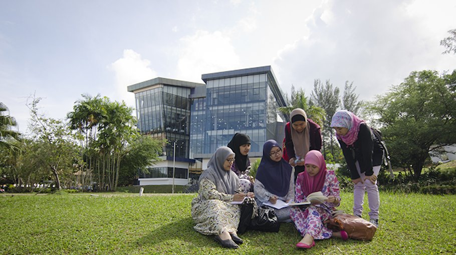 Scholarship opportunity at UBD for Bangladeshi students