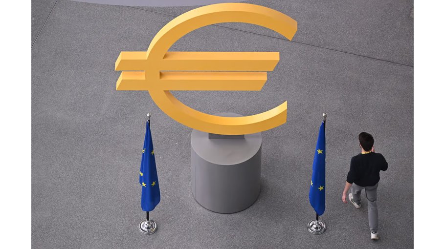 Eurozone economy grows more than expected in 2nd quarter