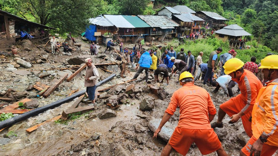 13 killed in India floods, stranded pilgrims airlifted