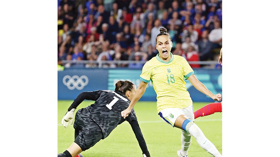 Brazil reach semis 