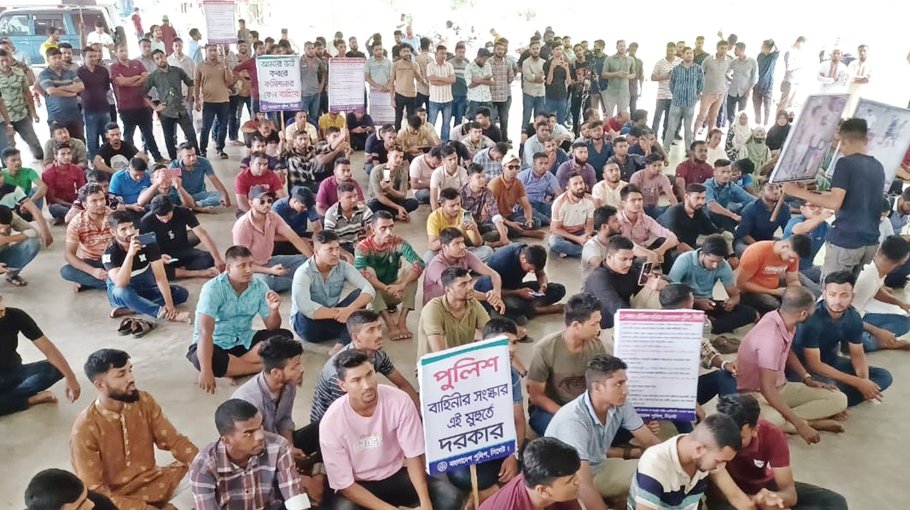 Armed forces, police to take strict action to stop anarchy