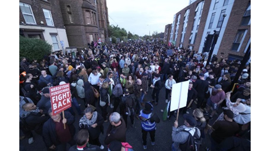 Britain on alert for further unrest