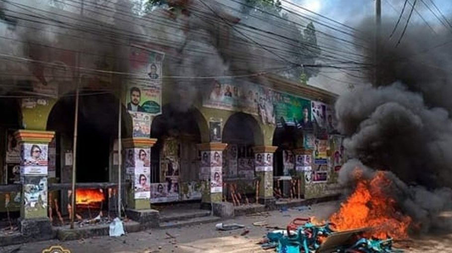 Case filed against AL leaders for setting fire to BNP office in Gaibandha