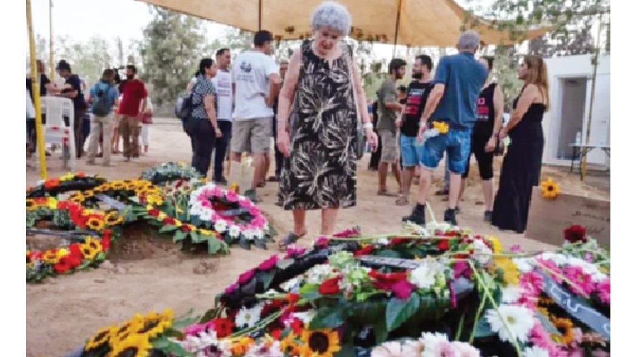 Israeli strikes kill over 16   in Gaza