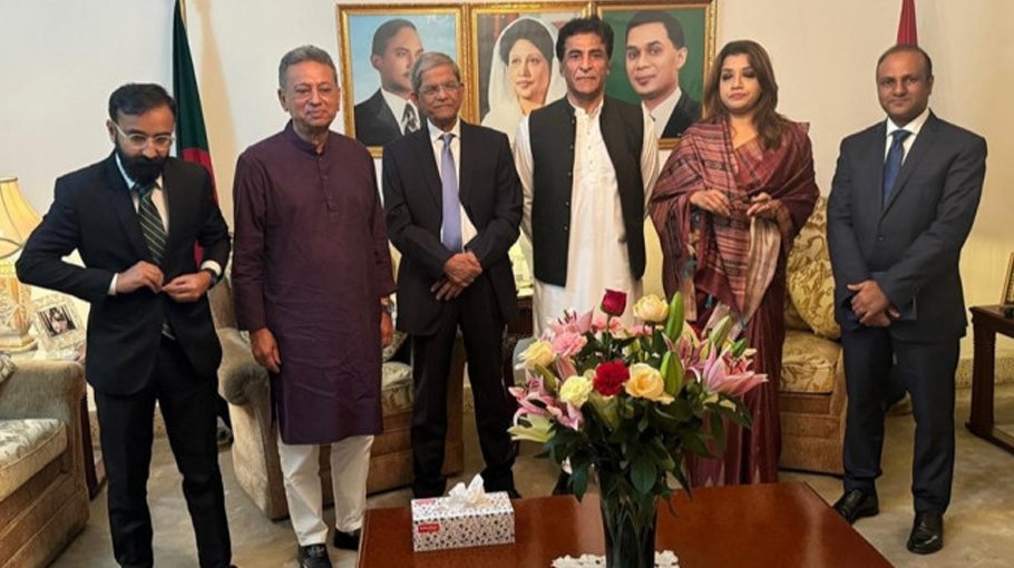 Pakistan envoy discusses bilateral ties with BNP leaders