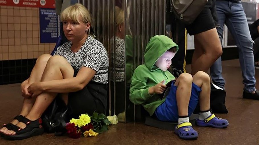 Six killed in Russian attack across Ukraine