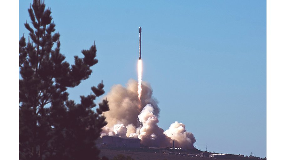 SpaceX cleared to fly Falcon 9 rocket after landing mishap 