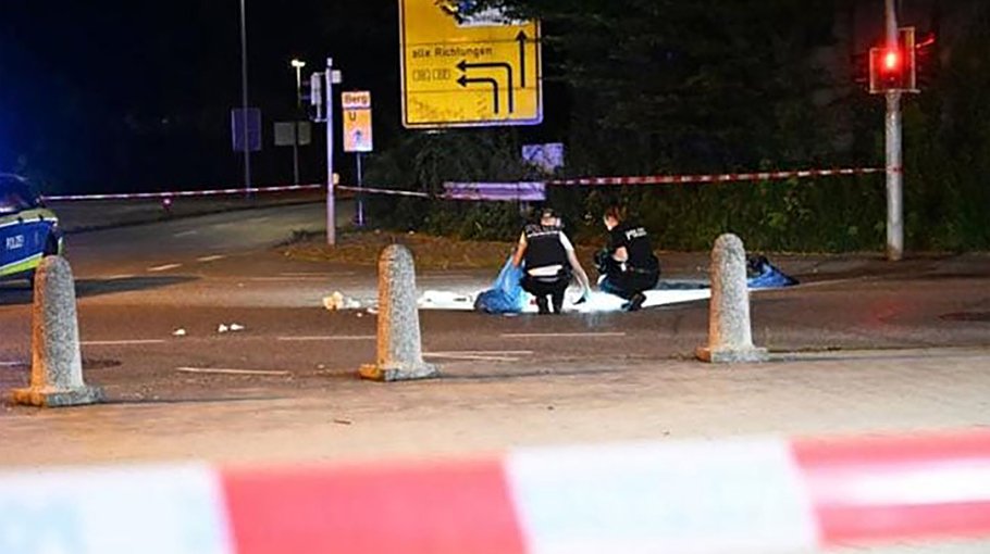 Five wounded in Germany bus stabbing 