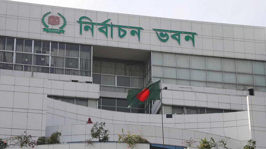 EC tightens entry of visitors to election building