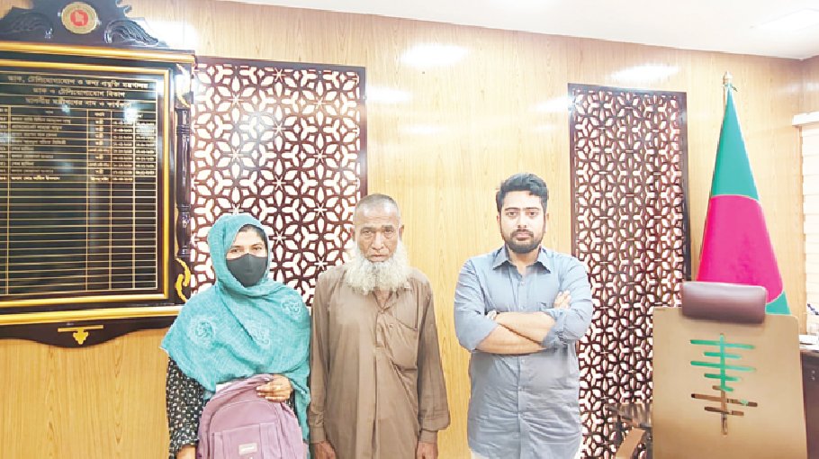 Govt will take responsibility for martyrs’ families: Nahid