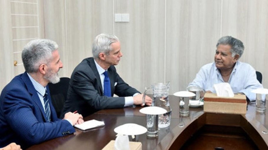 Sakhawat seeks Swiss support for textiles, jute, shipping sectors 