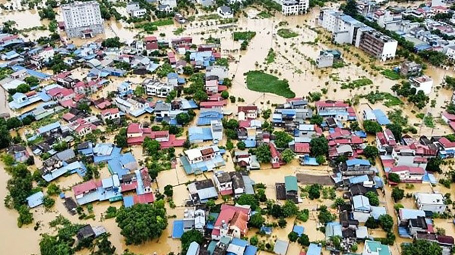 127 die in Vietnam super typhoon