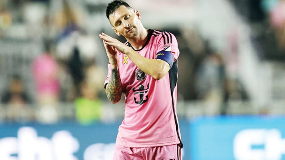 Messi celebrates return with double