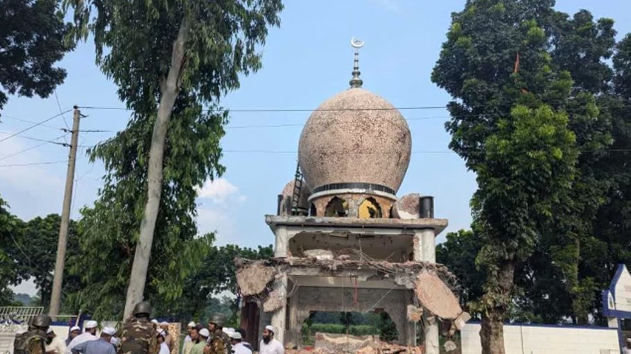 DCs asked to maintain peace at shrines