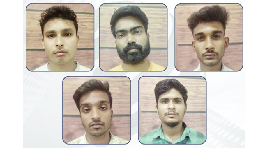 DU suspends 8 students  over youth murder 