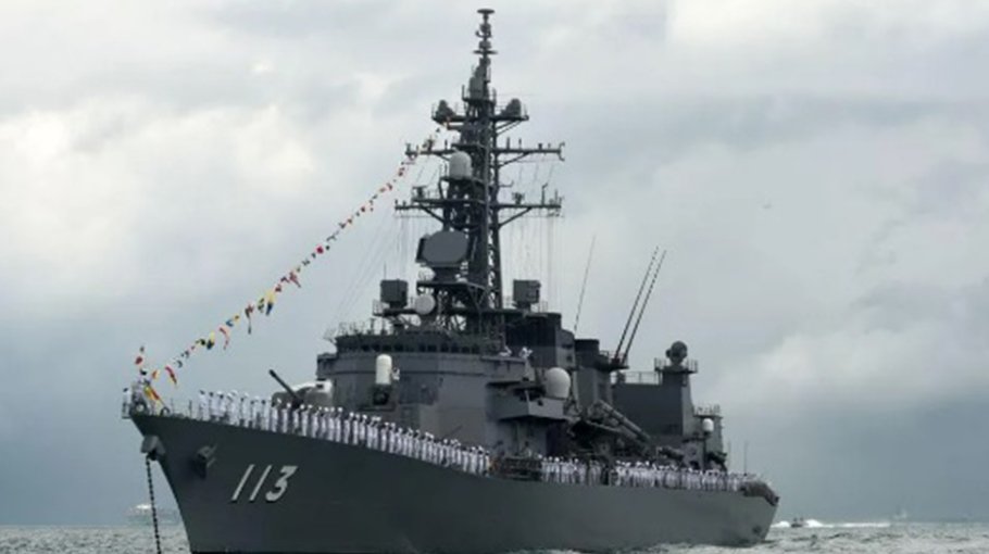 Japanese warship sails through Taiwan Strait for first time