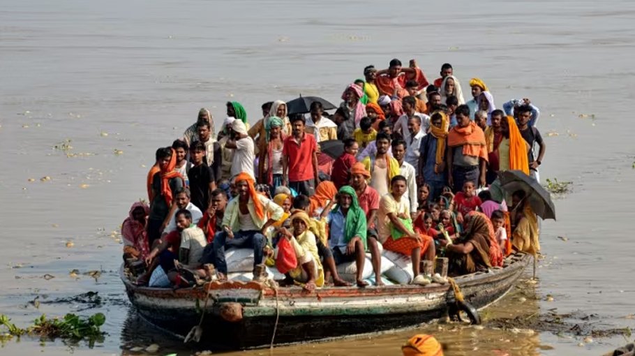 46 drown during Hindu festival in India