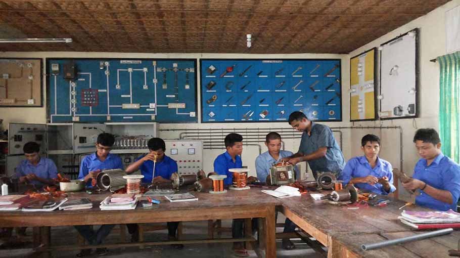 Vocational 9th grade final exam starts Dec 3