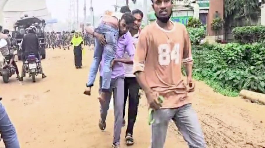 RMG worker killed in Ashulia clash