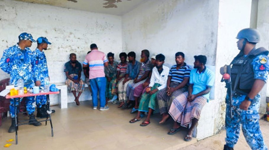 Dhaka protests   fisherman killing   by Myanmar navy