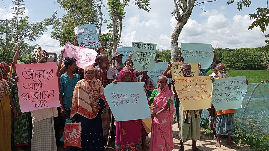 136 landless families demand rehabilitation before eviction 