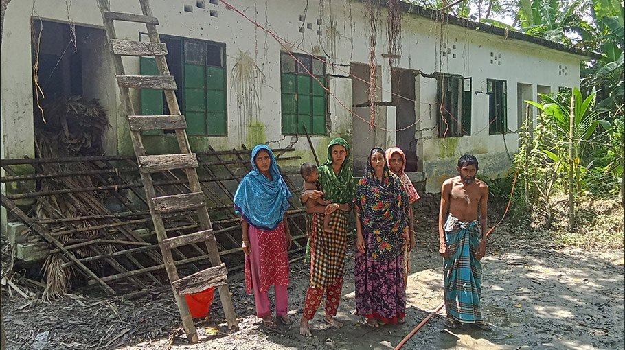 Dargahbari residents leading miserable life