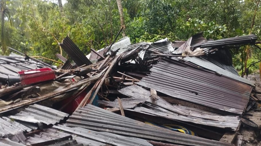 Seven houses destroyed by ‘Dana’ in Mirzaganj