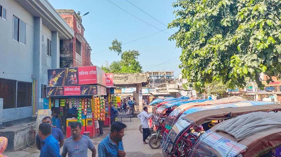 Shops at Dinajpur Railway Station illegally relocated