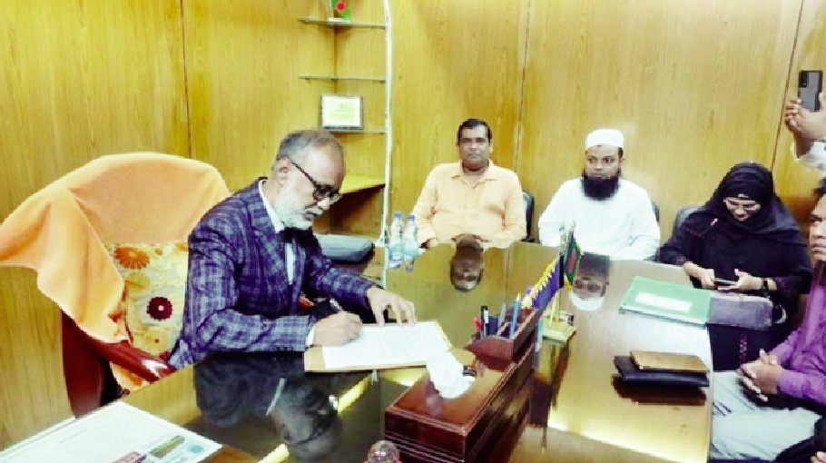 Prof Nazmul Ahsan joins KAU as VC