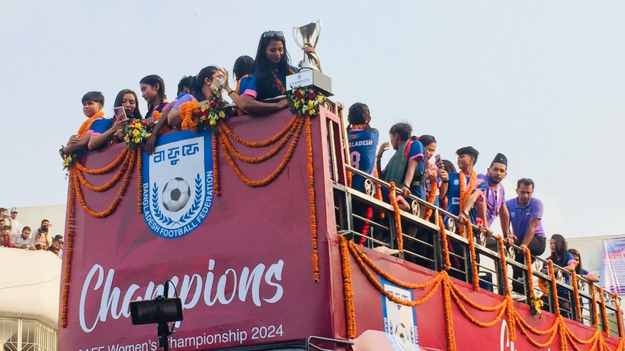 Champion Bangladesh girls arrive home