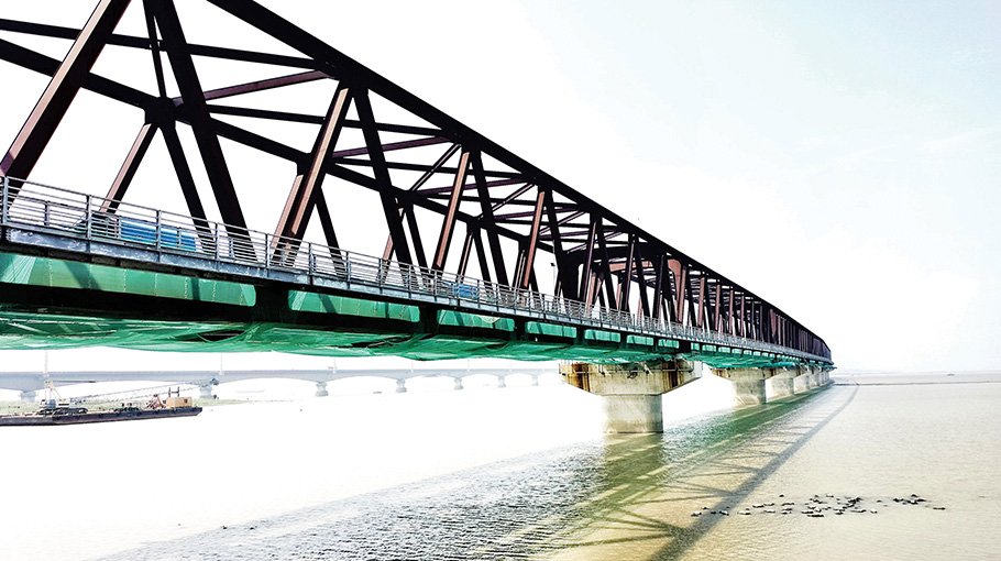 Jamuna rly bridge may open in January
