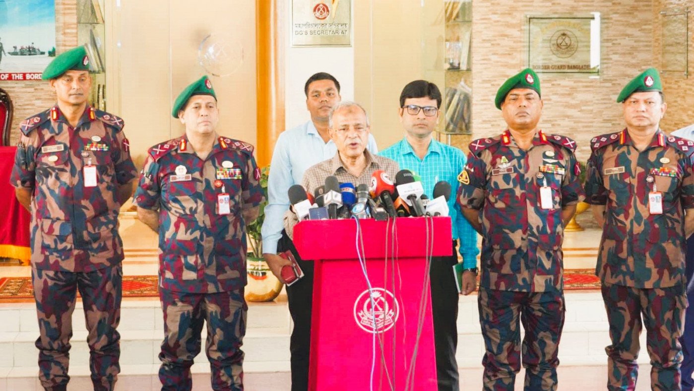 No option of being lax at border: Home Adviser