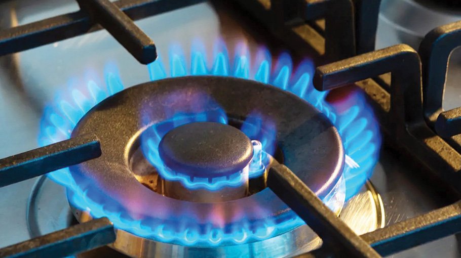Gas crunch worsens  as production drops