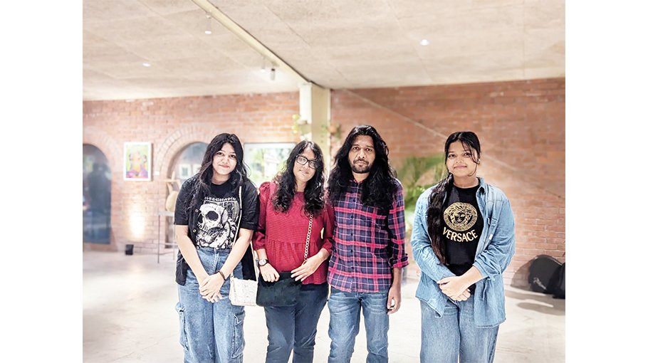 Tanmatra artist group organises exhibition to honour SM Sultan