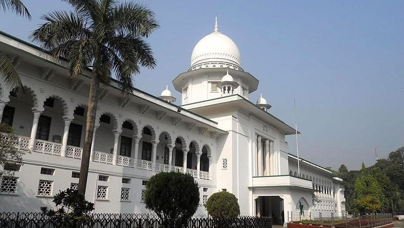 Govt appeals seeking stay on HC order banning battery-run rickshaws