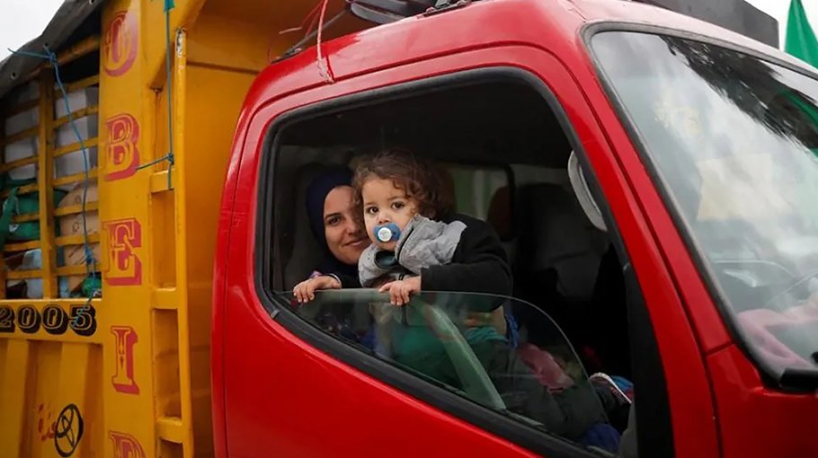 Israel warns against returning to 60 Lebanon villages