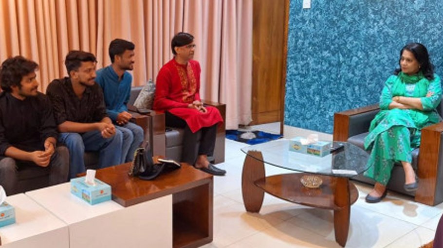 Develop habit of using cloth, jute bags: Rizwana