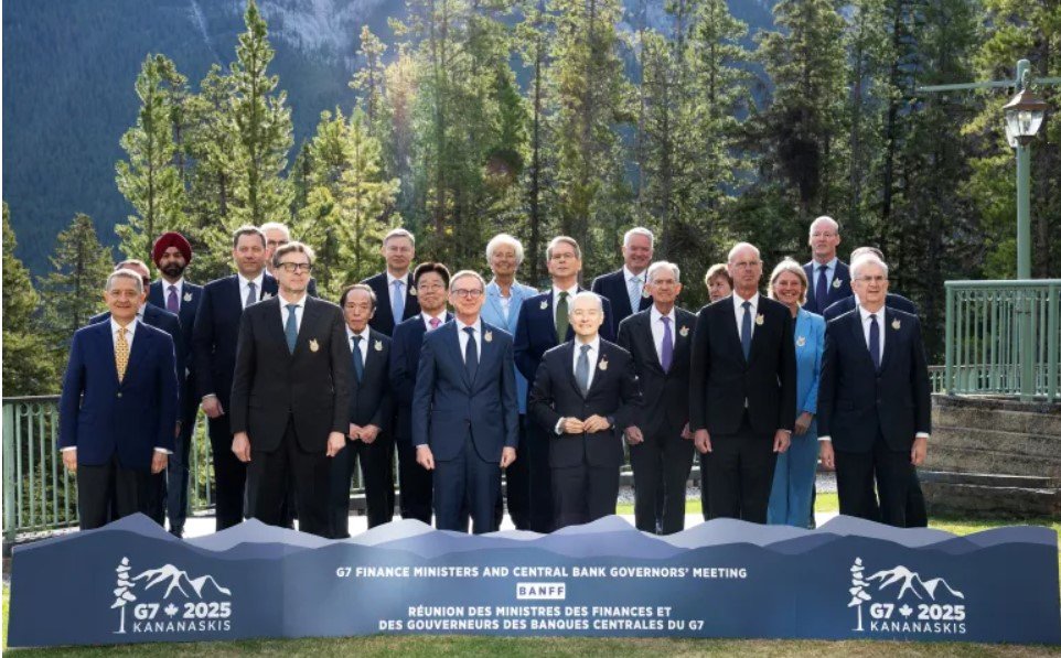 G7 threatens further sanctions if Russia fails to agree Ukraine ceasefire