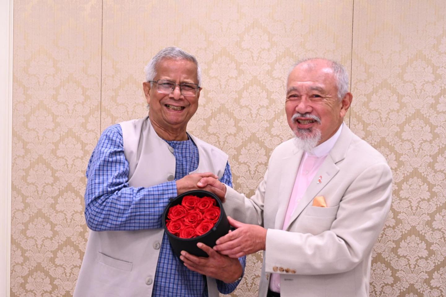Yunus seeks Sasakawa's support to resolve Rohingya crisis