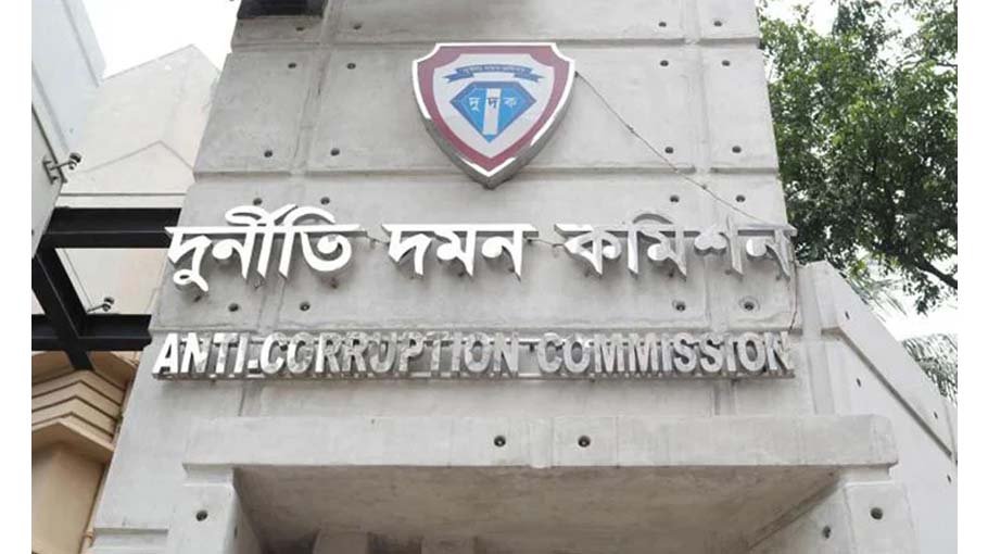 ACC raids Ctg railway station